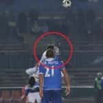 Tonelli e Casoli nottata in ospedale, Saponara oggi visita specialistica al Milan Tonelli colpito in testa da Picci del Brescia (nel cerchio)