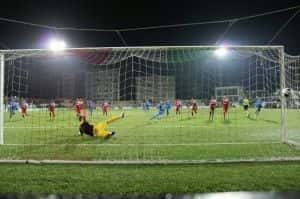 Il rigore decisivo di Tavano a Vercelli -Foto Max Ciabattini [PianetaEmpoli]