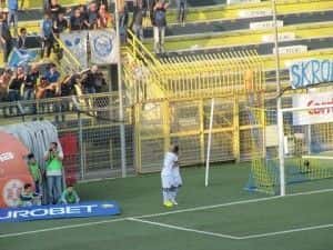 L'esultanza per il gol numero 100 di Francesco Tavano