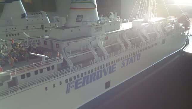 Nave traghetto Ferrovie dello Stato