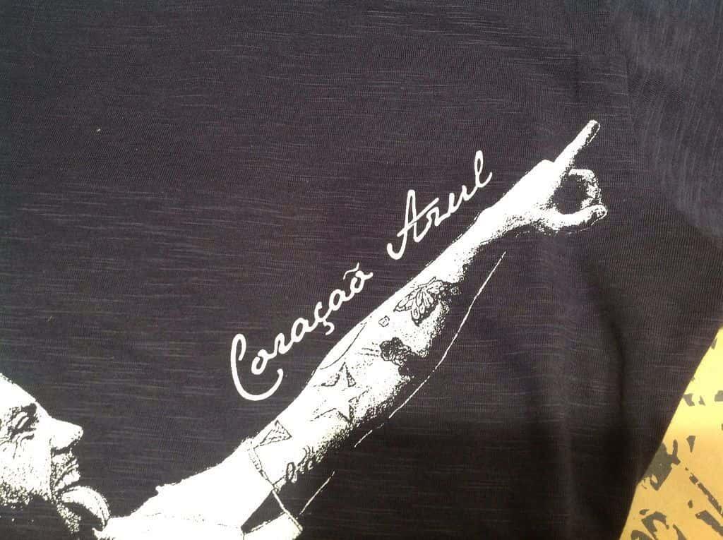 Particolare TShirt 2014 Coracao Azul