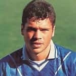 SONDAGGIO | Il terzino sinistro "Empoli Top Serie A" è Max Tonetto, Mario Rui si piazza in panchina. Ora si vota per il centrale difensivo destro.