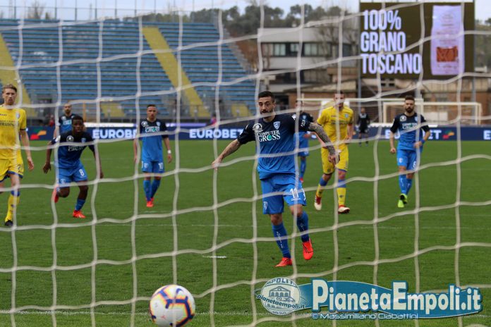 IMG_1382 frosinone caputo rigore