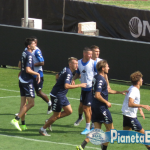 Undici gol nel divertente test con la Primavera. Moreo show ne fa 5, poi doppiette di Maietta e La Gumina. Buone cose anche per la Primavera.